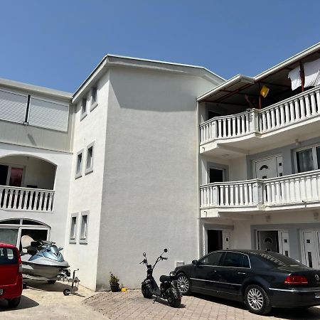 Villa Ajsa Bar Exterior photo